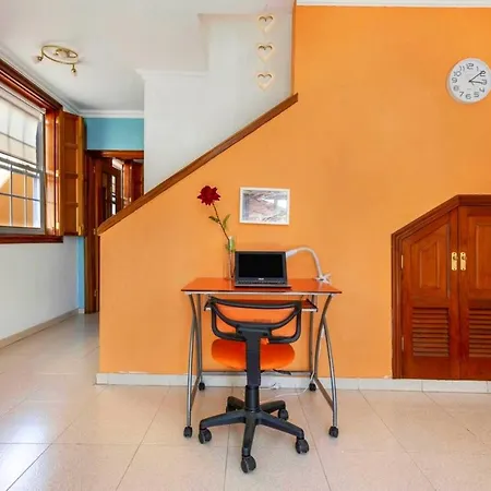 Сasa de vacaciones Remarkable 2-bed House In Arona