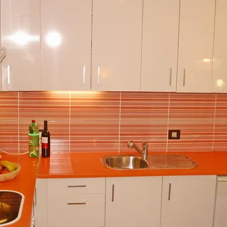 Сasa de vacaciones Remarkable 2-bed House In Arona