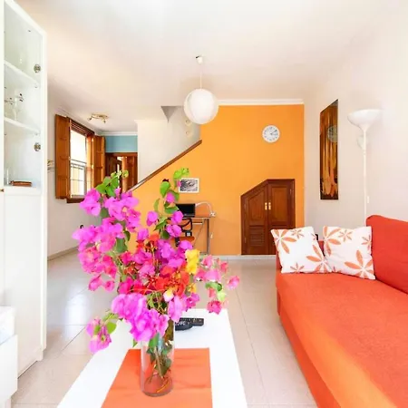 Tropical Oasis Retreat In Prázdninový dům Arona (Tenerife)