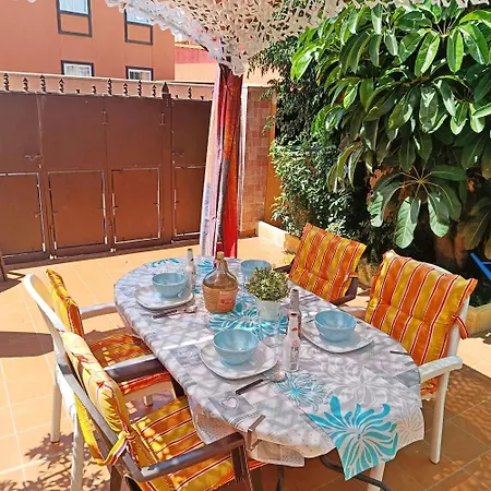 Tropical Oasis Retreat In Prázdninový dům Arona (Tenerife)